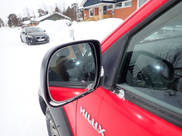 687402-32 A-Tractor Toyota Hilux -2011 Reg: MFE081