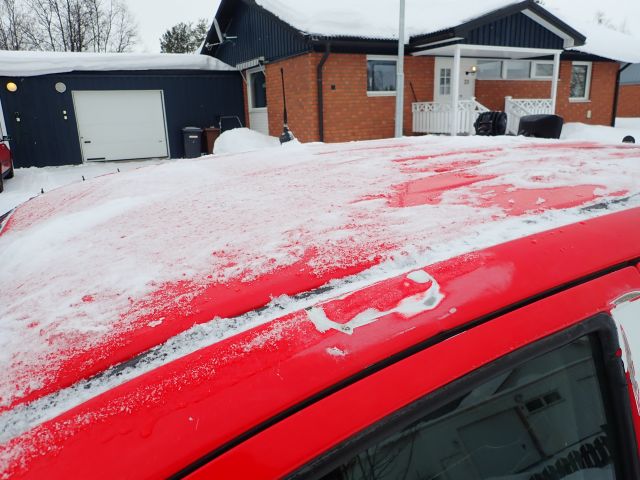 687402-34 A-Tractor Toyota Hilux -2011 Reg: MFE081