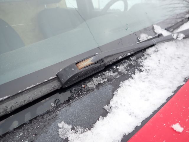 687402-70 A-Tractor Toyota Hilux -2011 Reg: MFE081