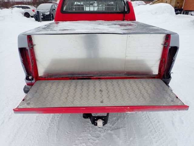 687402-72 A-Tractor Toyota Hilux -2011 Reg: MFE081