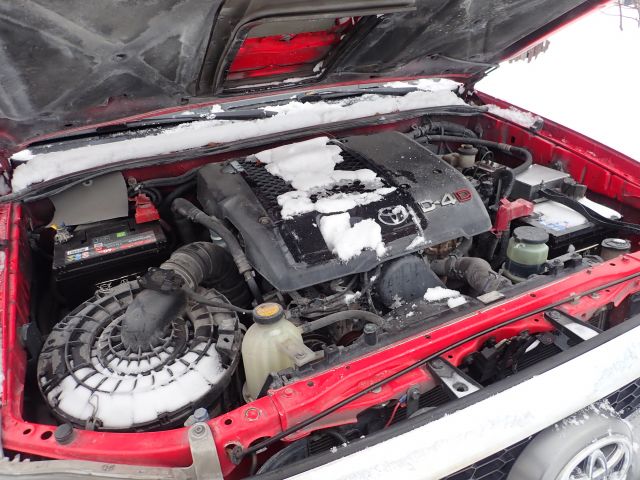 687402-75 A-Tractor Toyota Hilux -2011 Reg: MFE081