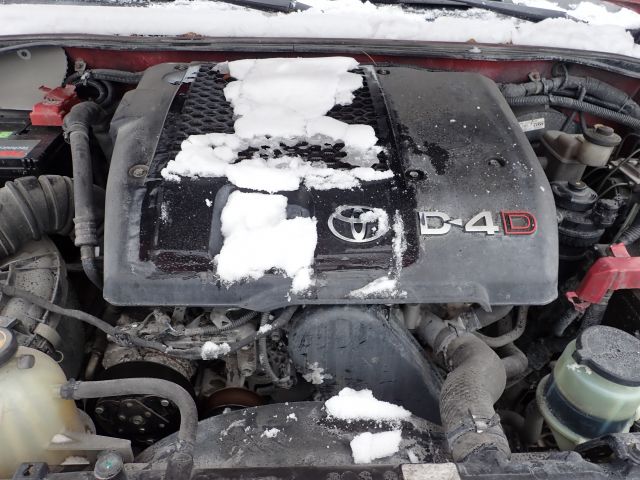 687402-76 A-Tractor Toyota Hilux -2011 Reg: MFE081