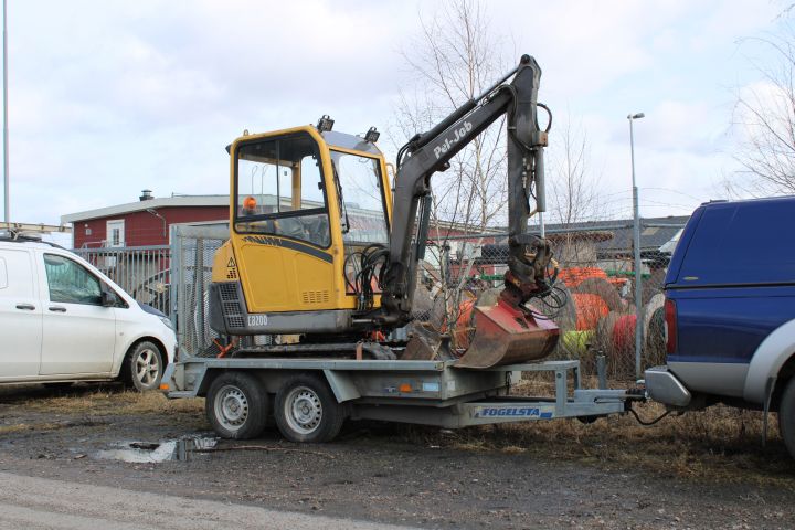 691476-4 Excavator, PEL JOB EB200 -09, with trailer, 3 buckets, frost hook and cutter