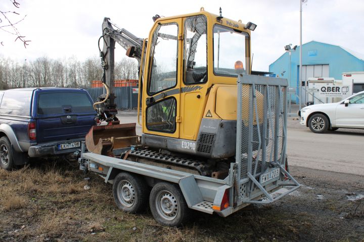 691476-11 Excavator, PEL JOB EB200 -09, with trailer, 3 buckets, frost hook and cutter