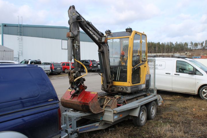 691476-12 Excavator, PEL JOB EB200 -09, with trailer, 3 buckets, frost hook and cutter