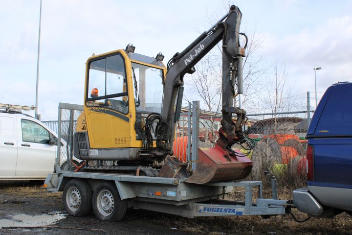 691476-54 Excavator, PEL JOB EB200 -09, with trailer, 3 buckets, frost hook and cutter