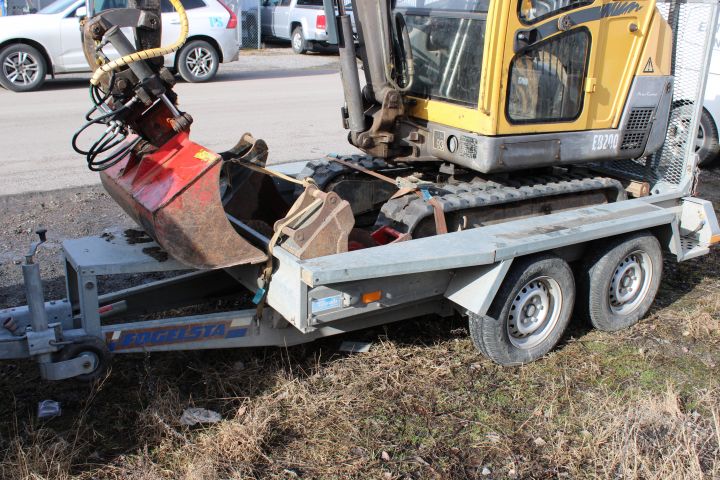 691476-62 Excavator, PEL JOB EB200 -09, with trailer, 3 buckets, frost hook and cutter