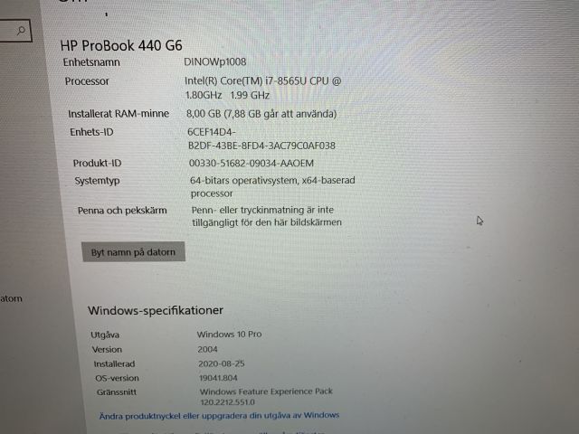 758635-2 Laptop HP ProBook 440 G4 with two screens, docking station etc.