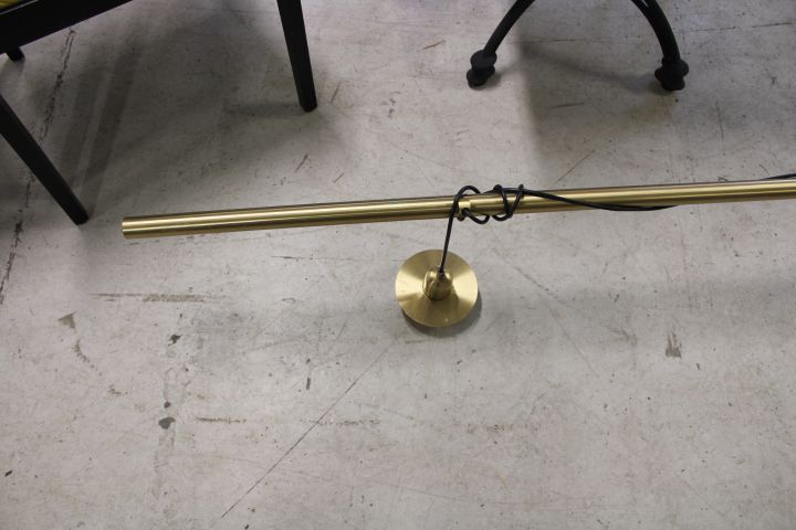 769298-3 Ceiling lamp Rubn 400cm in brass and leather. Design by Niclas Hoflin