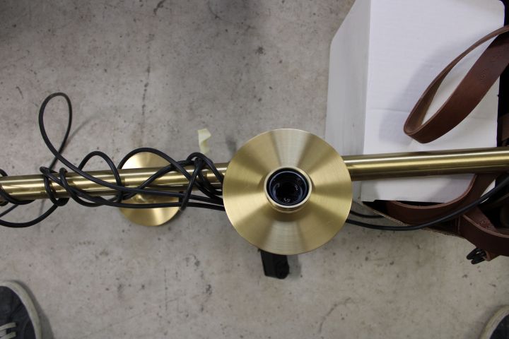 769298-5 Ceiling lamp Rubn 400cm in brass and leather. Design by Niclas Hoflin