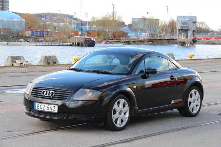 769301-1 Audi TT 1.8T -99 (180 hp, manual, 24500 mil)