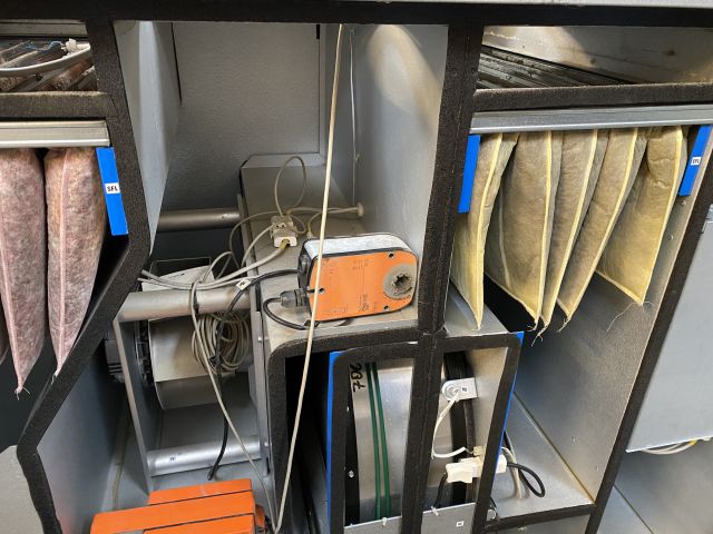 704212-11 Top-connected air handling unit - System Air - model: Topvex TR04