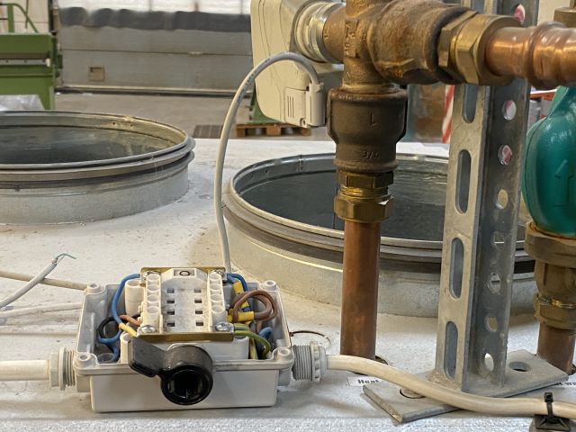 704212-17 Top-connected air handling unit - System Air - model: Topvex TR04