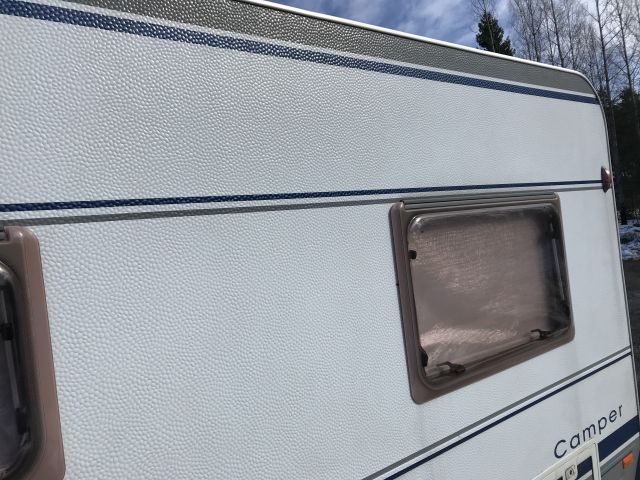 769293-7 Husvagn Dethleffs Camper 2004 ( CEJ 819)