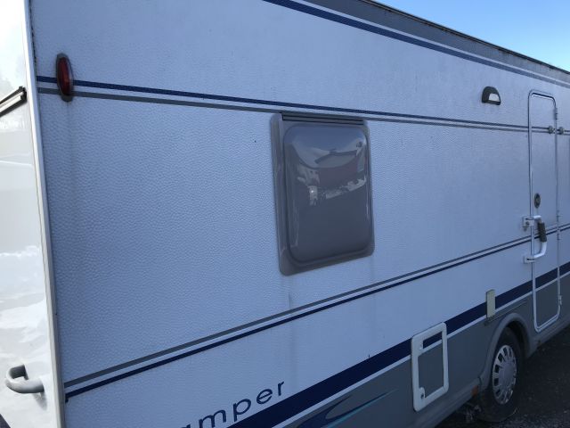 769293-20 Husvagn Dethleffs Camper 2004 ( CEJ 819)