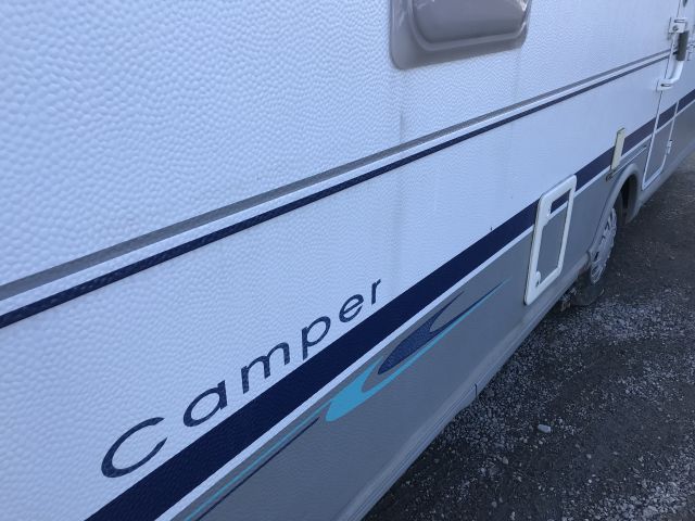 769293-21 Husvagn Dethleffs Camper 2004 ( CEJ 819)