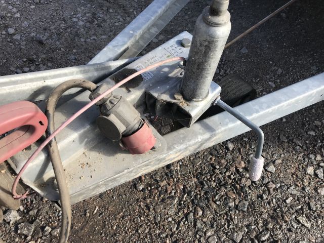 769293-34 Husvagn Dethleffs Camper 2004 ( CEJ 819)