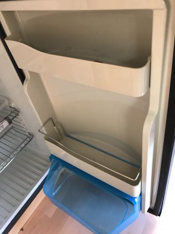 769293-84 Husvagn Dethleffs Camper 2004 ( CEJ 819)