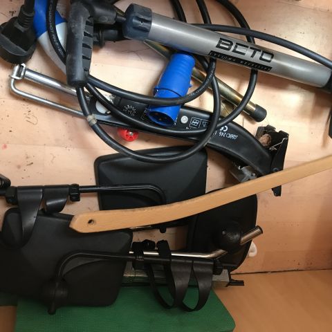 769293-111 Husvagn Dethleffs Camper 2004 ( CEJ 819)