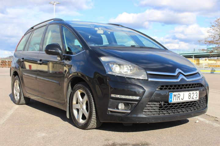 756875-3 Citroën Grand C4 Picasso 1.6 e-HDi Airdream Exclusive automatic -2011 (7-seater, 23400mil)