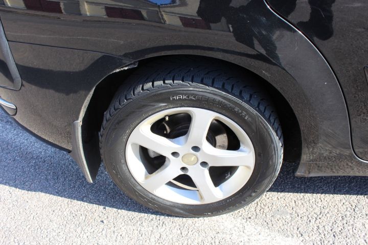 756875-17 Citroën Grand C4 Picasso 1.6 e-HDi Airdream Exclusive automatic -2011 (7-seater, 23400mil)