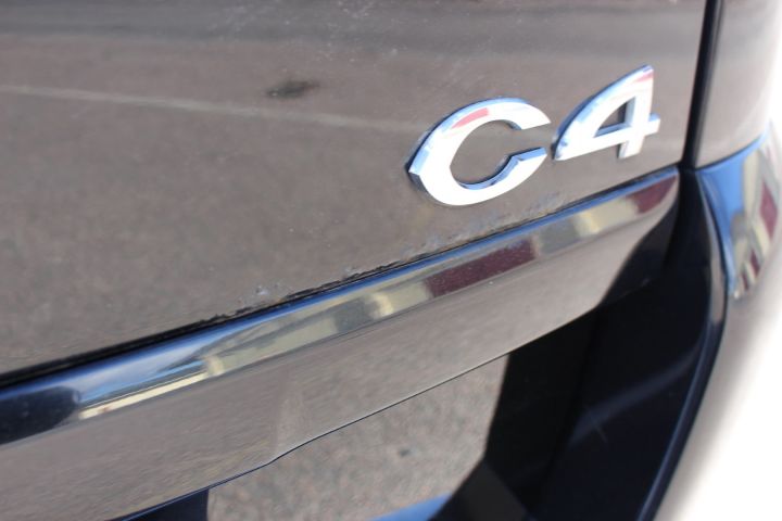 756875-22 Citroën Grand C4 Picasso 1.6 e-HDi Airdream Exclusive automatic -2011 (7-seater, 23400mil)