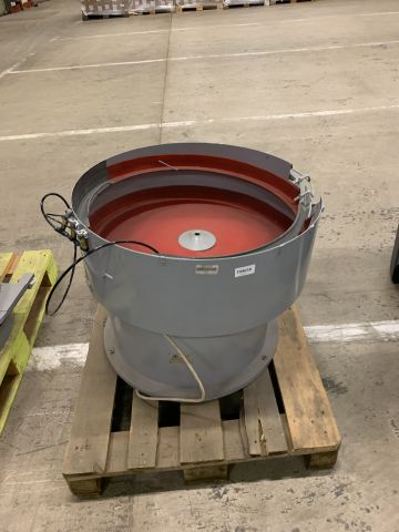 744658-3 Vibra shaker with capsule bowl