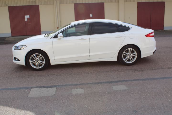 769516-3 Ford Mondeo 2.0 TDCi AWD automatic -2017 (180hp, 50888km)