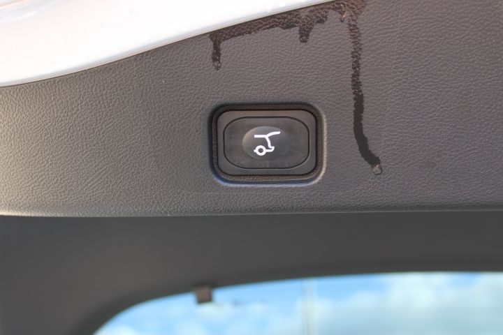 769516-23 Ford Mondeo 2.0 TDCi AWD automatic -2017 (180hp, 50888km)