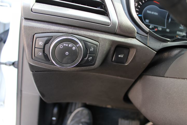 769516-35 Ford Mondeo 2.0 TDCi AWD automatic -2017 (180hp, 50888km)