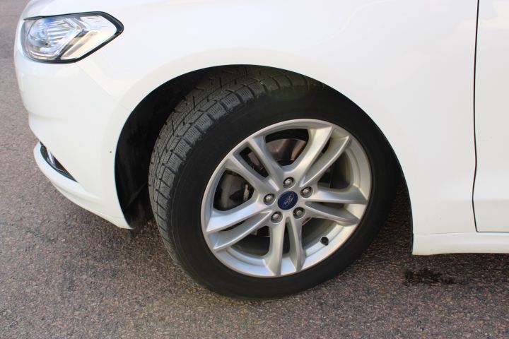 769516-15 Ford Mondeo 2.0 TDCi AWD automatic -2017 (180hp, 50888km)