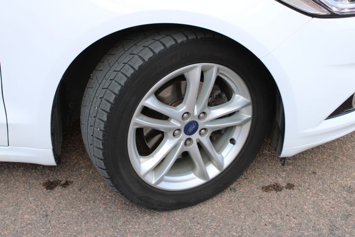 769516-21 Ford Mondeo 2.0 TDCi AWD automatic -2017 (180hp, 50888km)