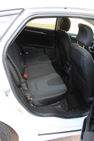 769516-45 Ford Mondeo 2.0 TDCi AWD automatic -2017 (180hp, 50888km)