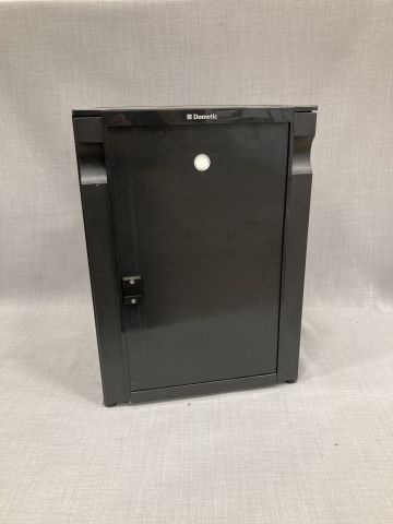 769936-1 Mini refrigerator Dometic HIPRO 3000 Black