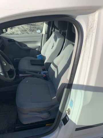 769890-26 Volkswagen Caddy Van 1.9 TDI Manual -10 Reg. No .: HKB940 119475 km