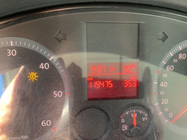 769890-29 Volkswagen Caddy Van 1.9 TDI Manual -10 Reg. No .: HKB940 119475 km