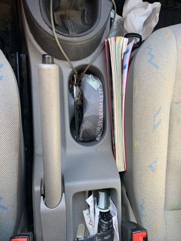 769890-33 Volkswagen Caddy Van 1.9 TDI Manual -10 Reg. No .: HKB940 119475 km