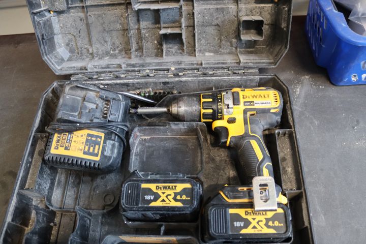 769986-2 Screwdriver DeWalt DCD 790 M2