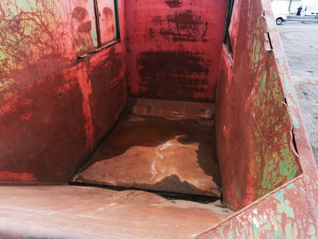 768691-5 Lift dumper container Frinab (green)