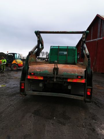 768693-13 Liftdumper SCANIA P94GB4X2NB300, 2004, 296 hp