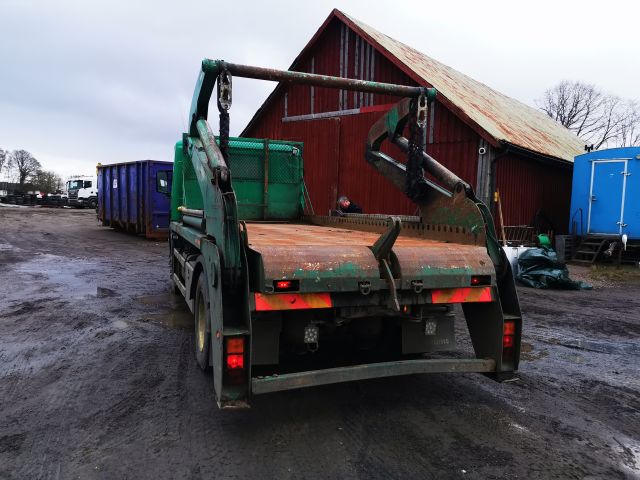 768693-14 Liftdumper SCANIA P94GB4X2NB300, 2004, 296 hp