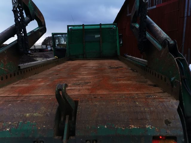 768693-18 Liftdumper SCANIA P94GB4X2NB300, 2004, 296 hp