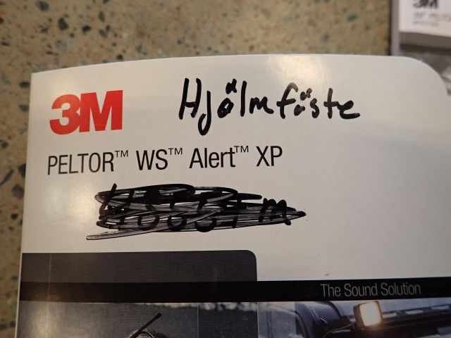 755523-5 Peltor 3M with helmet mounts.