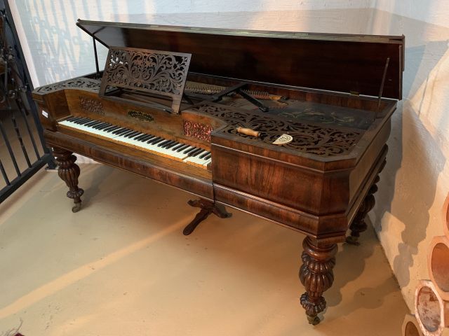 758666-2 Grand piano MF Rachals &amp; Co