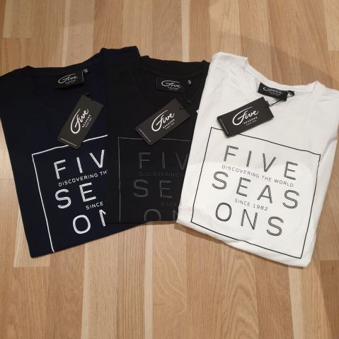 771555-17 Lot with Branded Clothing 891 items