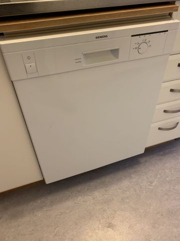 768947-1 Dishwasher from Siemens