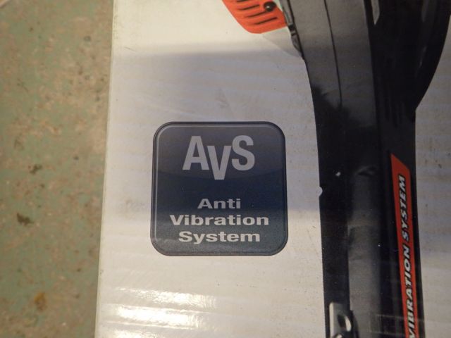 687409-4 Slyröare MTD 1033 AVS