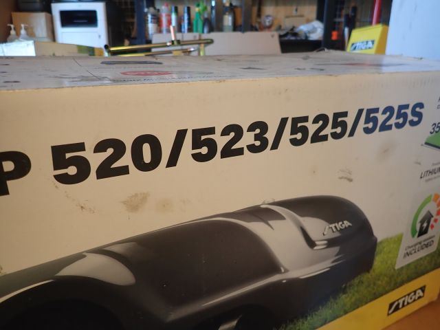 687421-6 Robotgräsklippare STIGA Autoclip 523 - Ny i Kartong