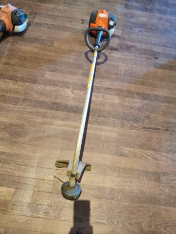 683681-5 Trimmer Husqvarna 125 C