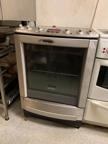 758699-2 Eat silver / stainless steel Electrolux